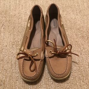 Sperry boat shoes